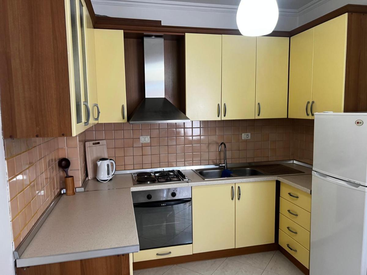City Central Apartment 2 Tirana Eksteriør billede