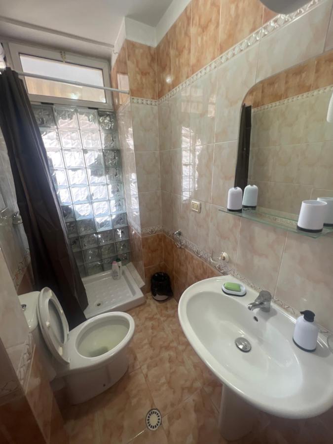City Central Apartment 2 Tirana Eksteriør billede